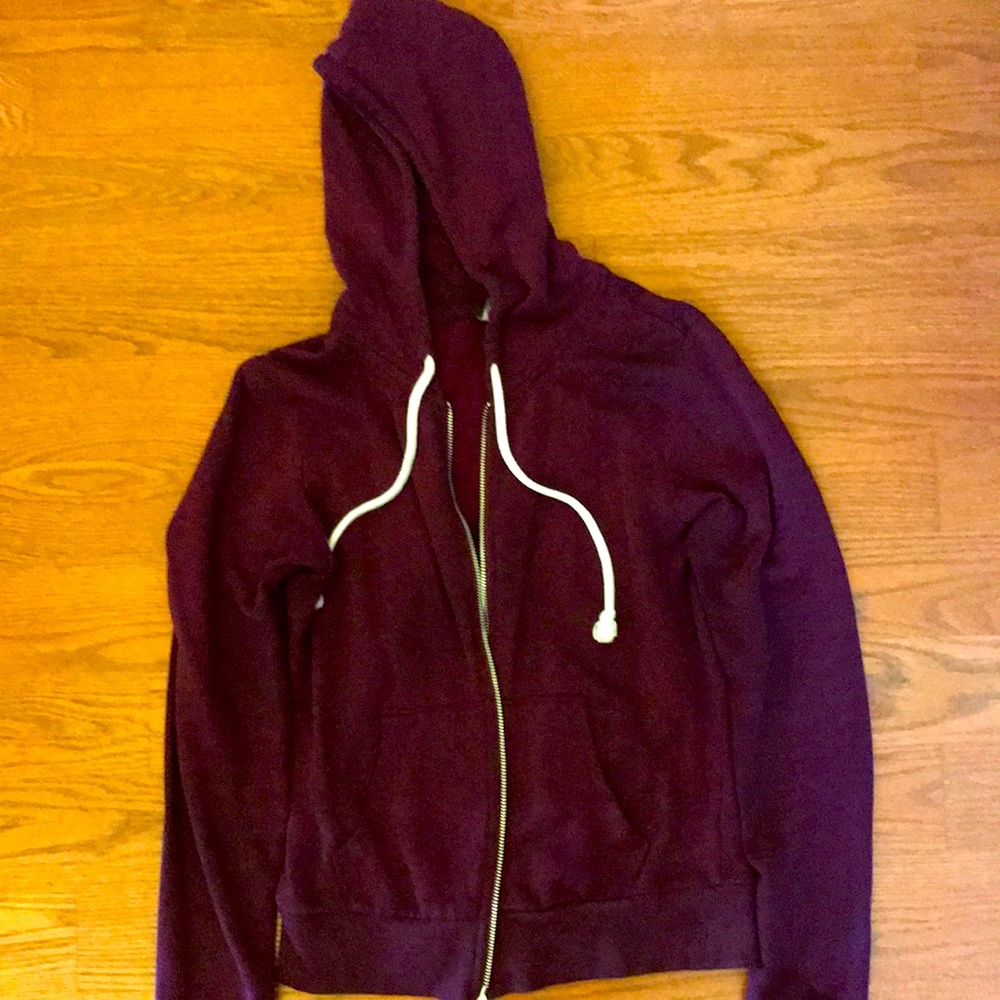 Cool burgundy hoodie